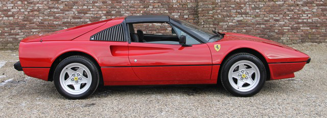 Ferrari 308 Seite geschlossen