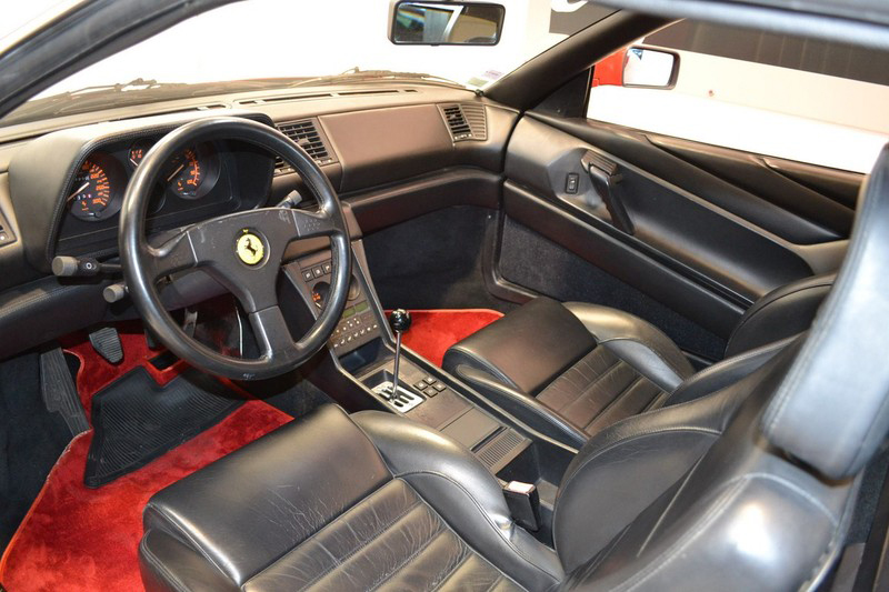 Ferrari 348 Cockpit