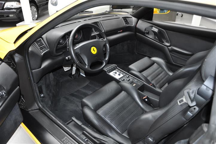 Ferrari F355 Cockpit