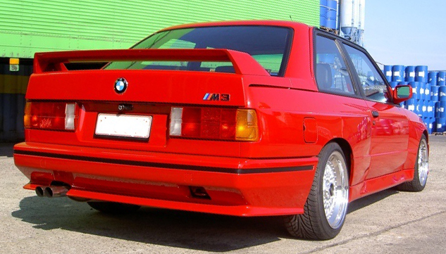 BMW M3 E30 hinten rechts